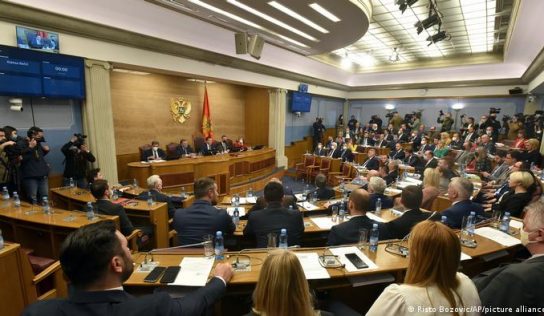 Podgoricë: Shkarkohet kryetari i Parlamentit të Malit të Zi
