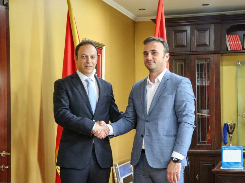 Omer  Bajraktari e mori detyrën e kryetarit të Komunës së Ulqinit